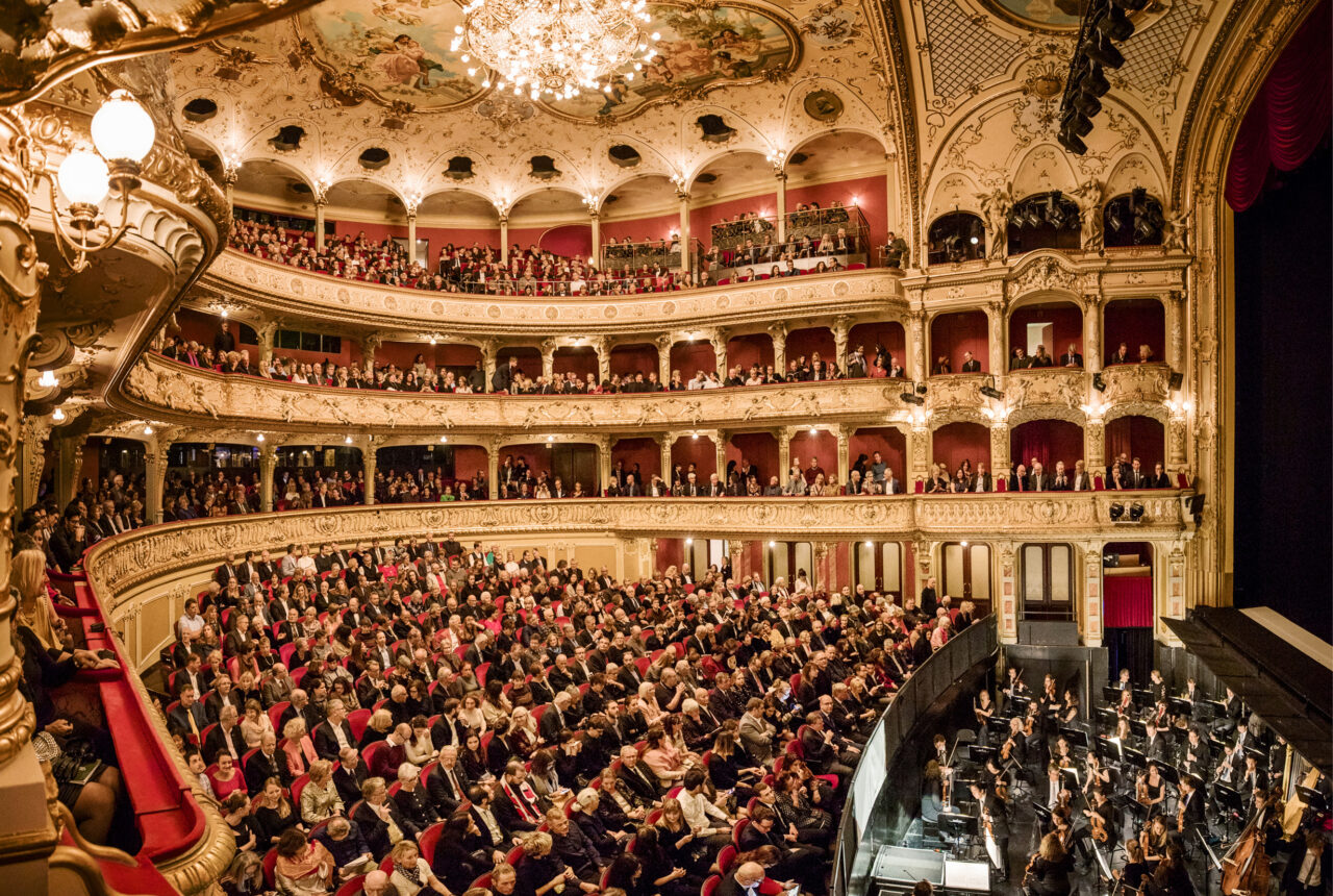 Zuschauerraum des Opernhaus Zürich © Frank Blaser