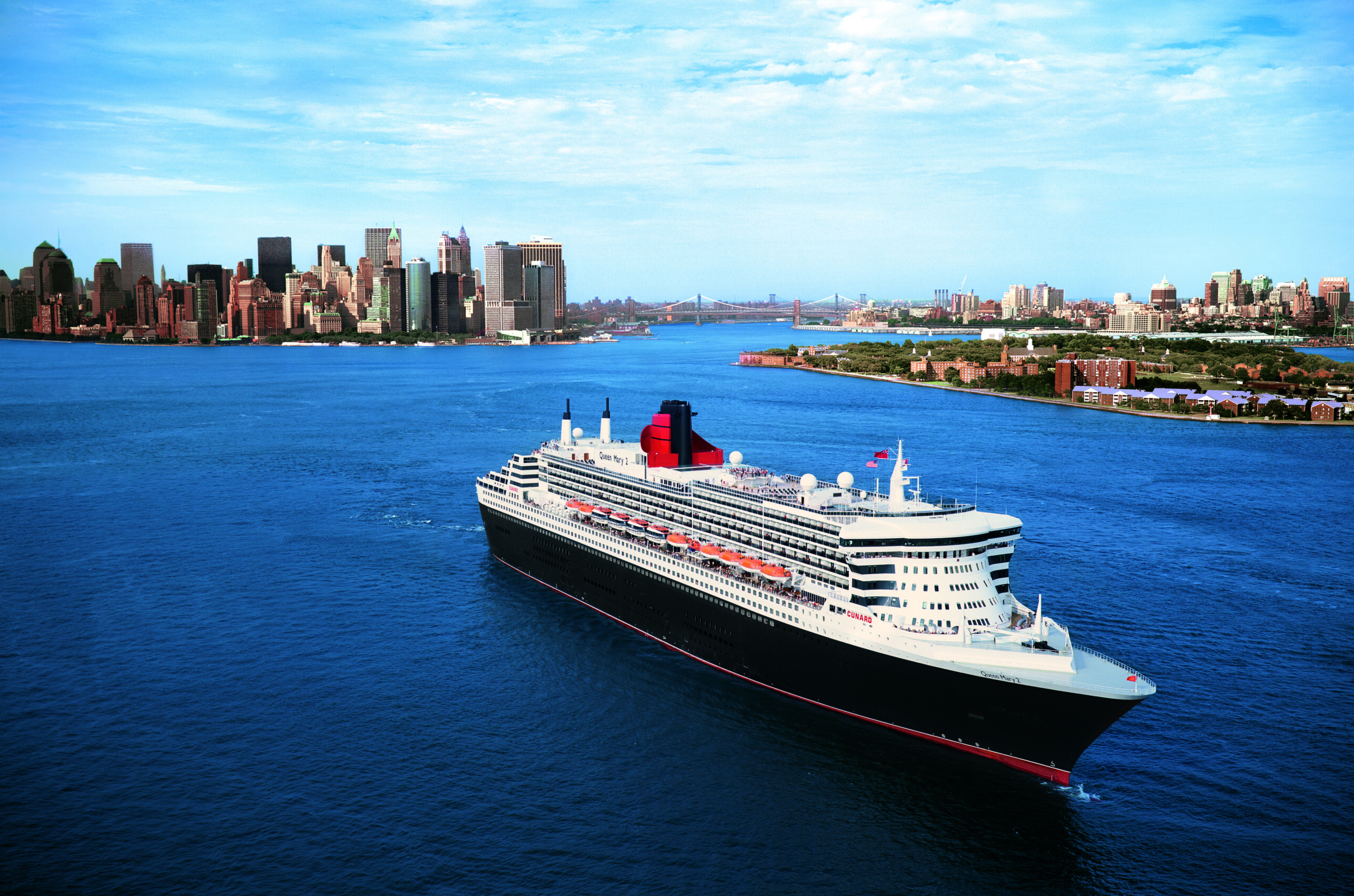 Von New York zurück nach Hamburg: Das Kreuzfahrtschiff Queen Mary 2 bietet höchsten Reisekomfort © Cunard Line