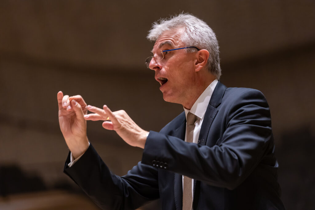 Christian Heiß steht als Domkapellmeister für die Verbindung von künstlerischer Exzellenz und moderner Weiterentwicklung der Regensburger Domspatzen © Michael Vogl